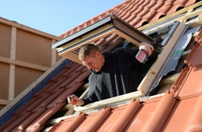 Pose de fenêtres de toit Velux à Trouillas